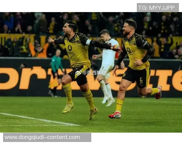 意甲激战：多特蒙德与曼联战成平局补时进球引发全场狂欢