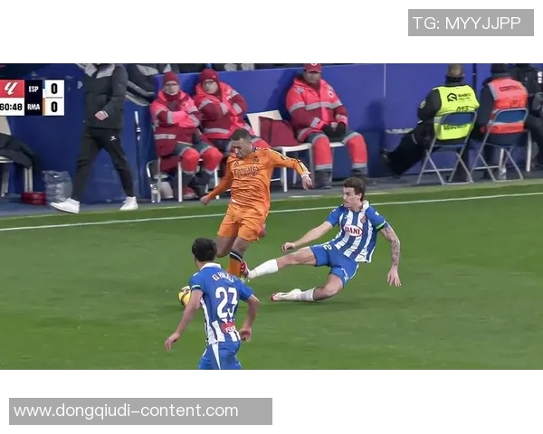 意甲精彩对决多特蒙德与皇马战成平局神扑瞬间引发全场狂欢